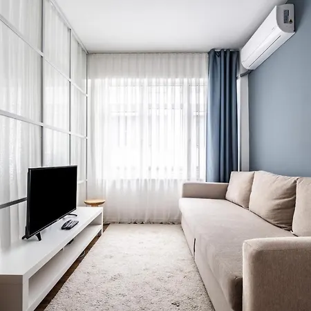 Sleek Studio Flat With Central Location In Kadikoy Apartment *